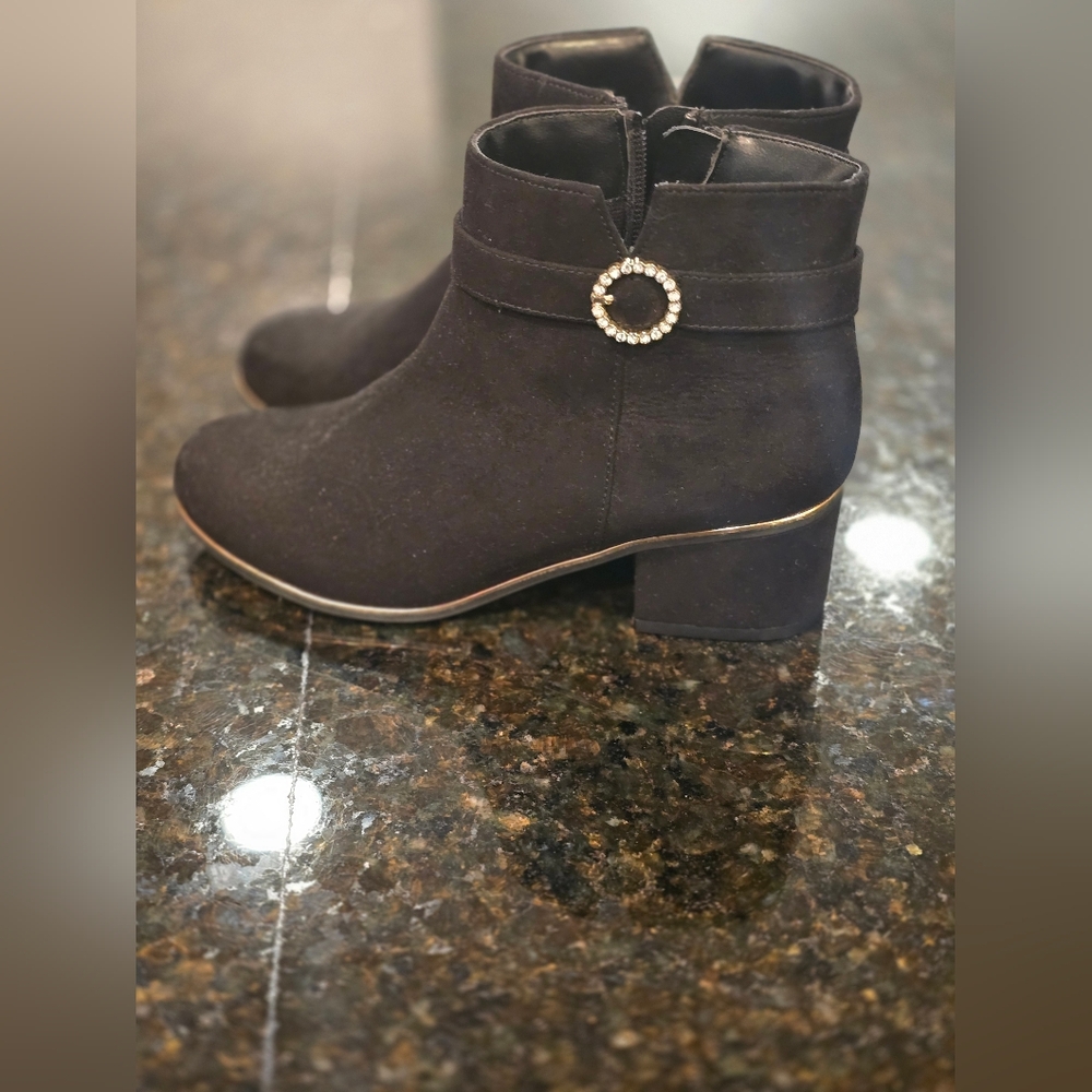 Girls Elegant Black Ankle Boots with Rhinestone Buckle Size 3